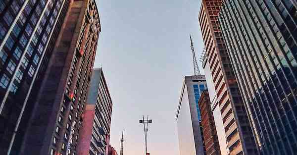 大数据包含设备数据的行业文章