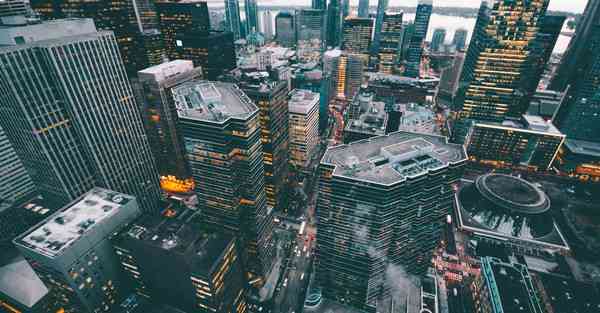 大数据包含设备数据的行业文章