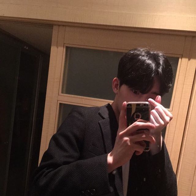吴爱林彩
