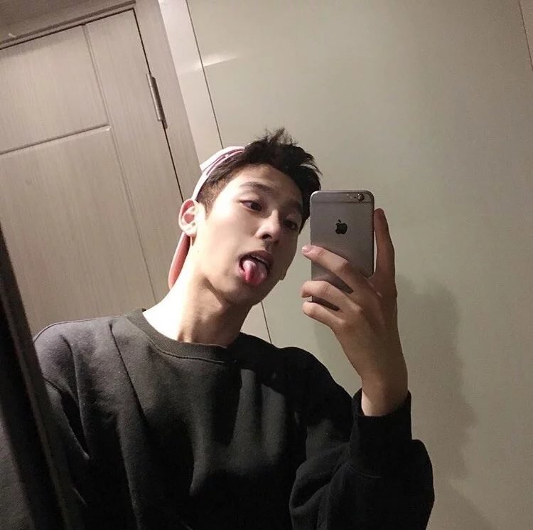 张毓贞妮