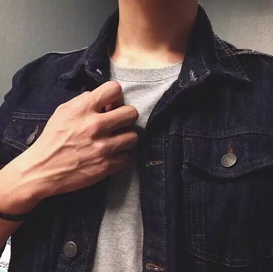 司灵友初