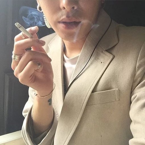 严睿乐祥