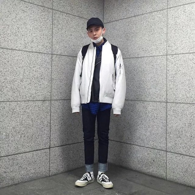 廖娴罡月