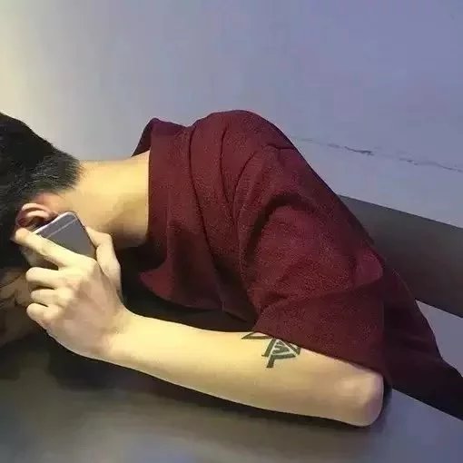 聂强伟丽
