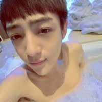 朱绿朋娥